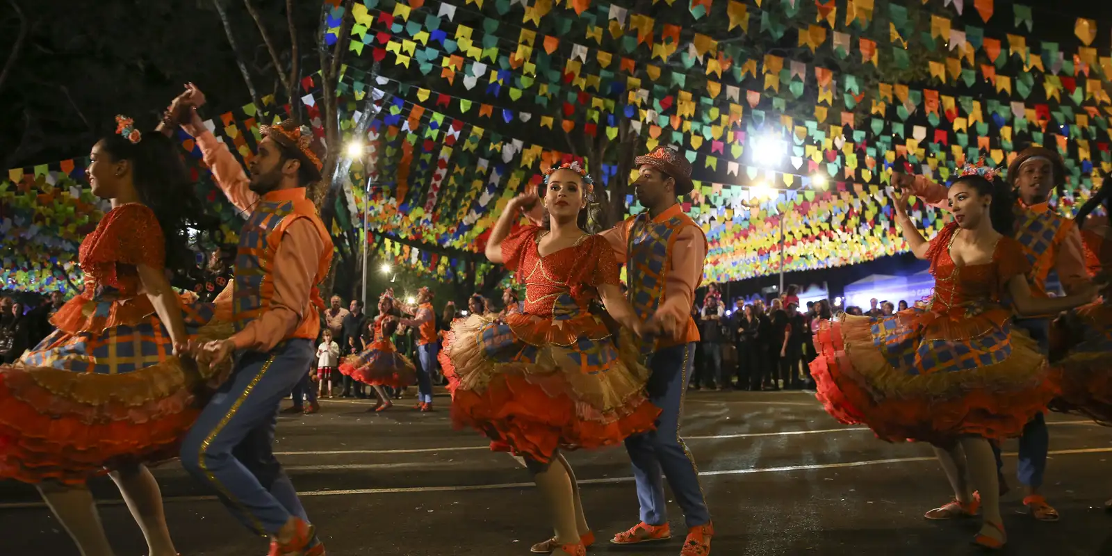 Quadrilhas juninas são reconhecidas manifestação da cultura nacional