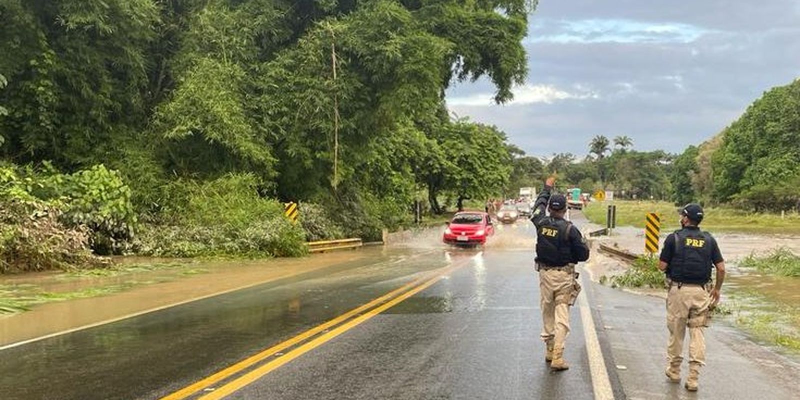 Risco de acidente em rodovias federais sob gestão pública é maior