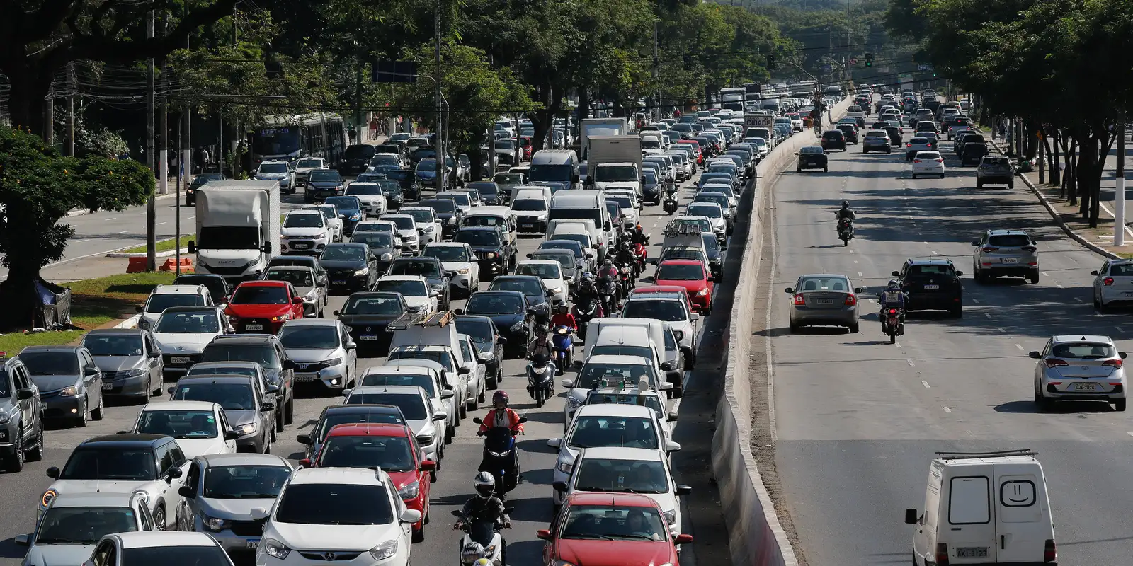 Mortes no trânsito no estado de São Paulo aumentam 23%